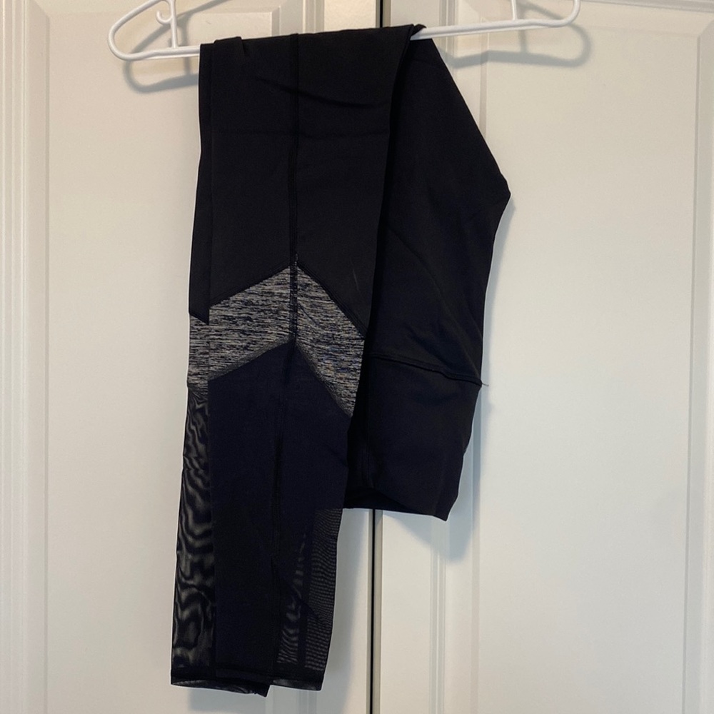 Lululemon size 6 high waisted tights